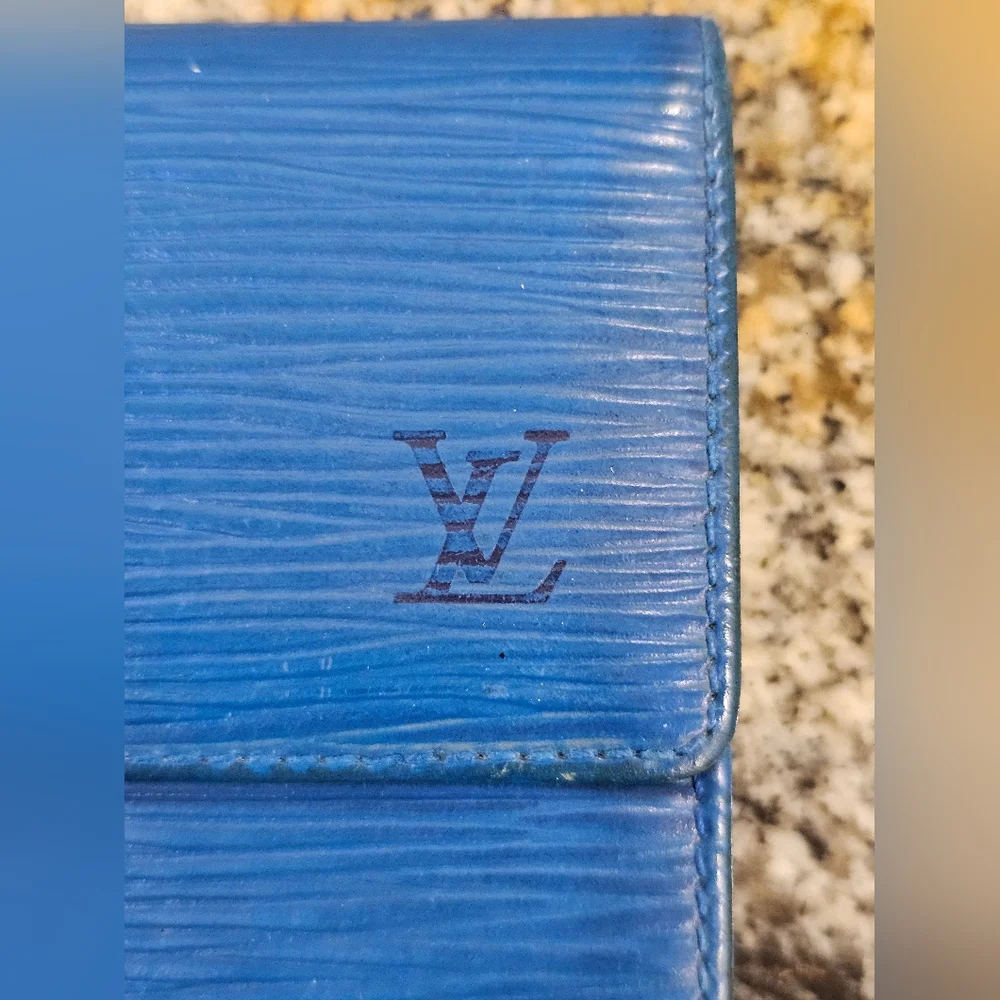 Louis Vuitton Blue Women's Bag - Picture 1 of 16